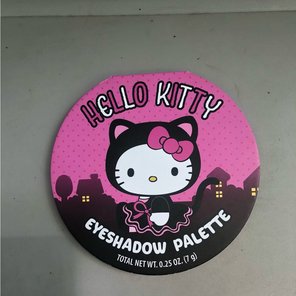 Taste Beauty Hello Kitty Halloween Eyeshadow Palette